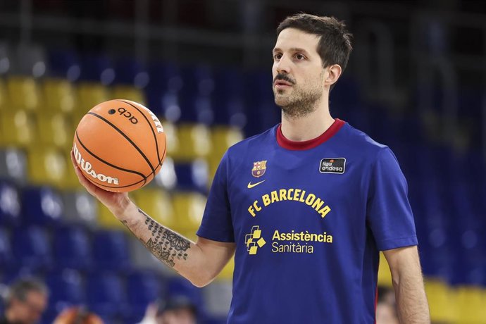 Nico Laprovittola en un entrenamiento con el Barça de baloncesto