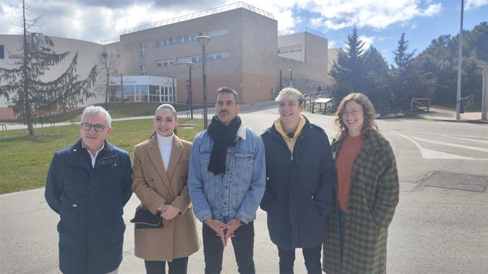 Candidatos y representantes de la juventud de Soria ¡Ya! Abordan la educación en Soria