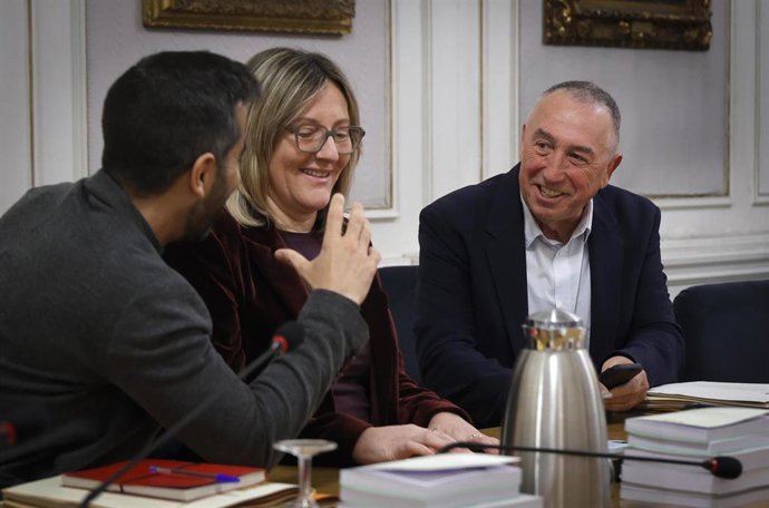 Diputados de PSPV y Compromís en la junta de síndics de Les Corts