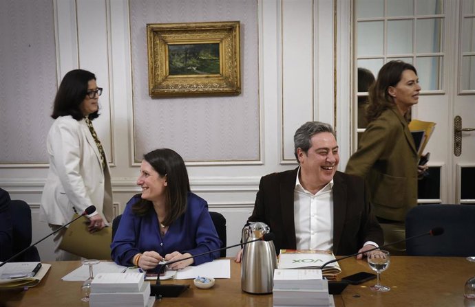 Diputados de Vox en la junta de síndics de Les Corts