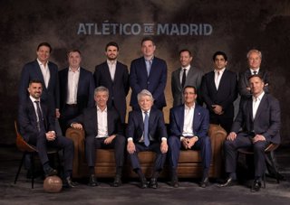 Los miembros del nuevo Consejo de Administración del Atlético de Madrid.