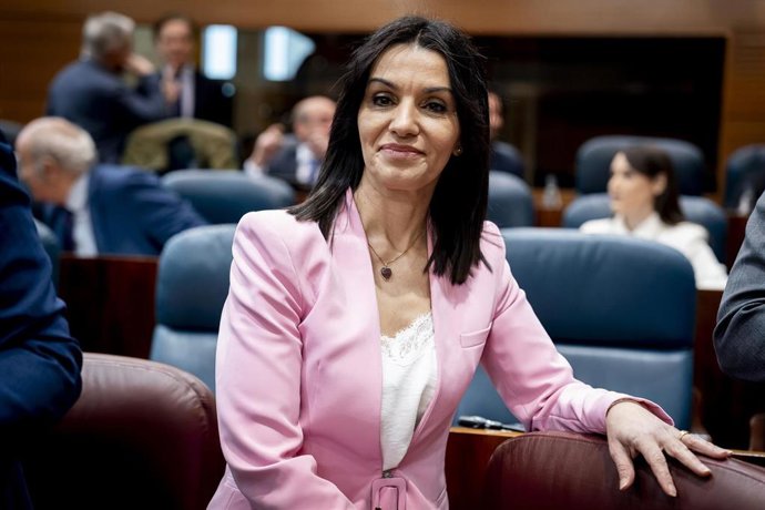 La consejera de Educación, Ciencia y Universidades de la Comunidad de Madrid, María Mercedes Zarzalejo, durante una sesión plenaria en la Asamblea de Madrid, a 12 de marzo de 2026, en Madrid (España). La nueva consejera de Educación, Ciencia y Universidad