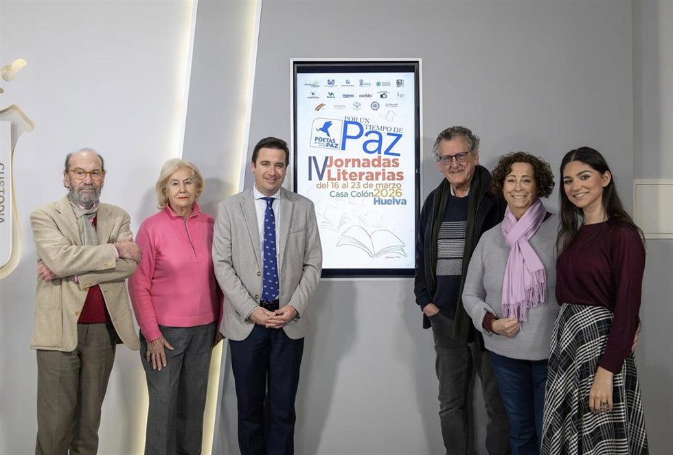 Archivo - Presentación en el Ayuntamiento de Huelva las IV Jornadas Literarias 'Por un Tiempo de Paz'.