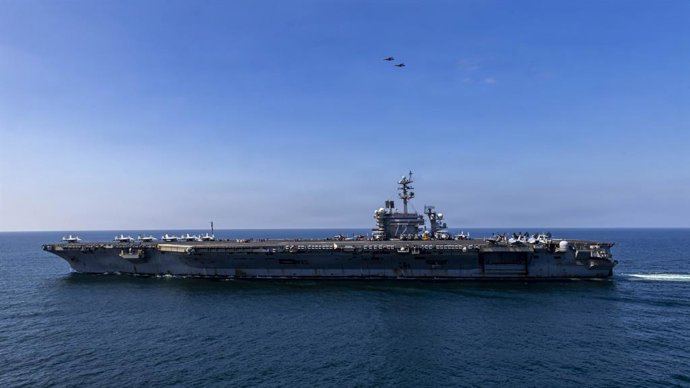 El portaviones de l'Armada d'Estats Units, l'USS Abraham Lincoln