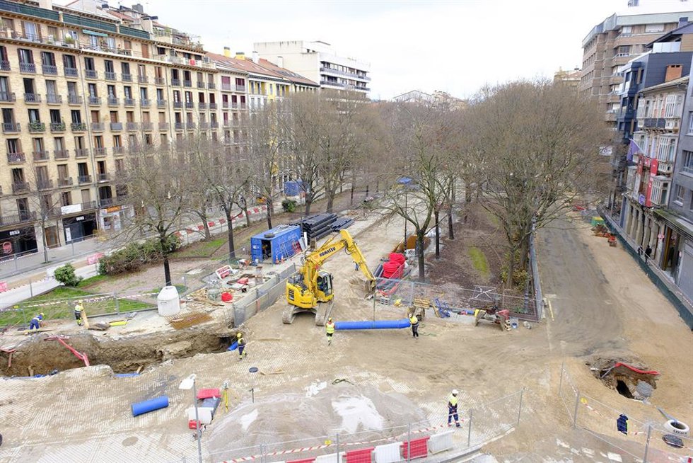 Obras en el Paseo Sarasate.