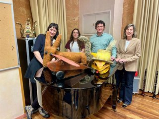 Antzerkia, zirkua eta musika batzen dituen 'Printze Txikia: bidaia magikoa' taularatuko dute igandean Gasteizen