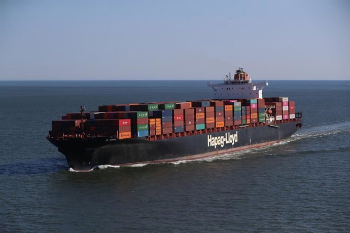 El portacontenidors Al-Bahia de la naviliera alemanya Hapag-Lloyd 