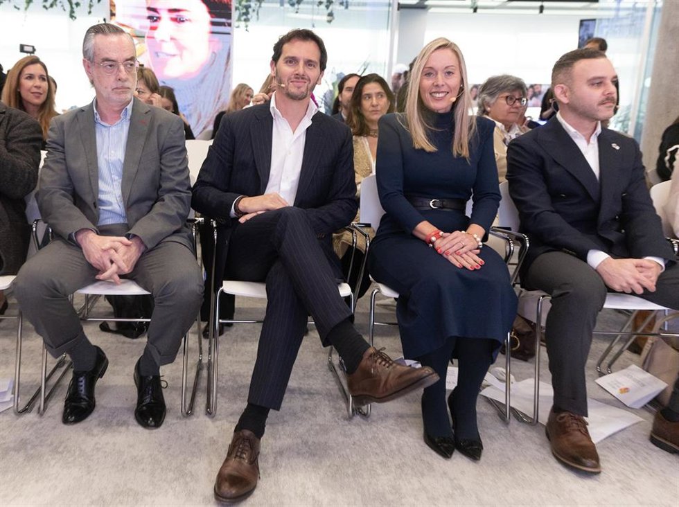 Albert Rivera y José Manuel Villegas durante la presentación oficial de Empresas Mágicas de España, en el Complejo Telefónica.
