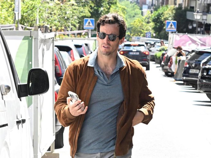 Archivo - Iñigo Onieva en las inmediaciones de su club privado. Europa Press