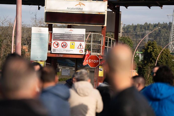 Tercera jorgada de huelga en la industria auxiliar.