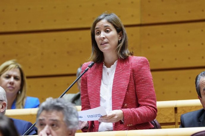 Archivo - La senadora del PP por Córdoba Cristina Casanueva en el Senado.