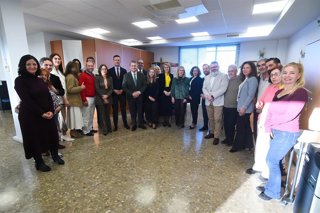 El consejero de Sanidad, Presidencia y Emergencias de la Junta de Andalucía, Antonio Sanz, durante la  visita a la nueva delegación de la Fundación Pública Andaluza para la Integración Social de Personas con Enfermedad Mental (Faisem) en Málaga. 