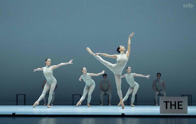 La Compañía Nacional de Danza estrena 'ROM' en los Teatros del Canal con obras de Forsythe e Inger, del 12 al 15 de marzo en Madrid