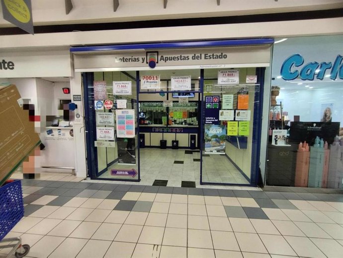Archivo - Imagen de archivo de una administración de Loterías