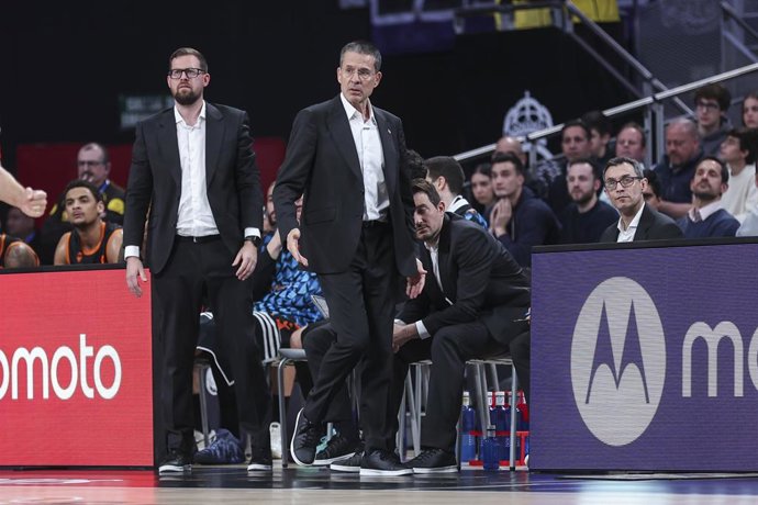 Pedro Martinez, head coach of Valencia Basket gestures during the Turkish Airlines EuroLeague match between Real Madrid and Valencia Basket at Movistar Arena on March 12, 2026 in Madrid, Spain.