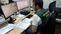 Detenida una mujer por prender fuego a su marido en Chiva (Valencia) rociándole con líquido inflamable mientras dormía