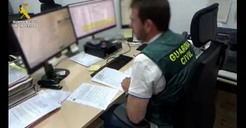 Detenida una mujer por prender fuego a su marido en Chiva (Valencia) rociándole con líquido inflamable mientras dormía