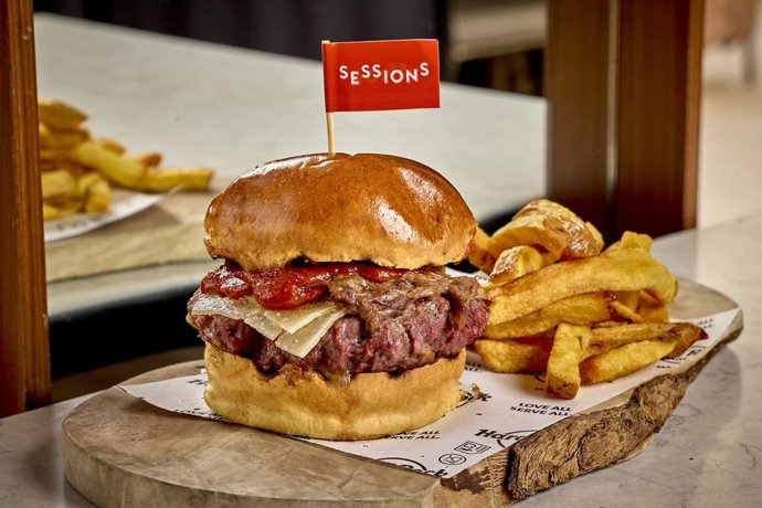 Hamburguesa en el Hard Rock Hotel Madrid