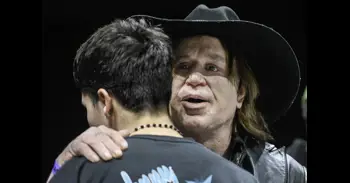 Mickey Rourke, desahuciado tras acumular 60.000 dólares de deuda y rechazar más de 100.000 en donaciones de fans