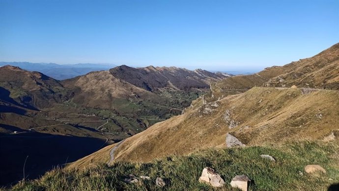 Archivo - Puerto de Lunada
