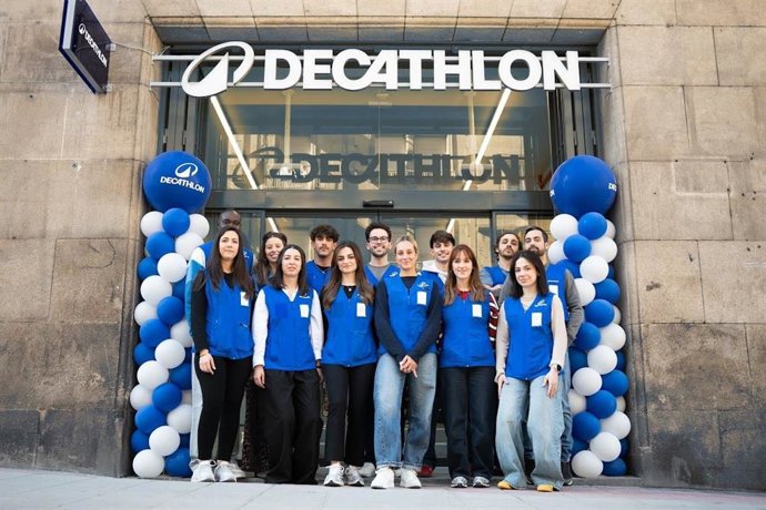 Decathlon abre una nueva tienda en Ourense.