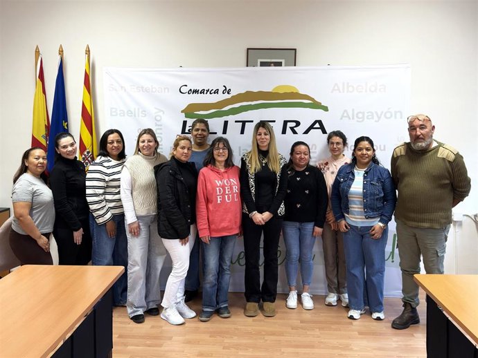 El proyecto cuenta con la participación de diez alumnas contratadas durante doce meses.