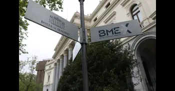 El Ibex 35 se recupera en la media sesión y aguanta por encima de los 17.100 puntos