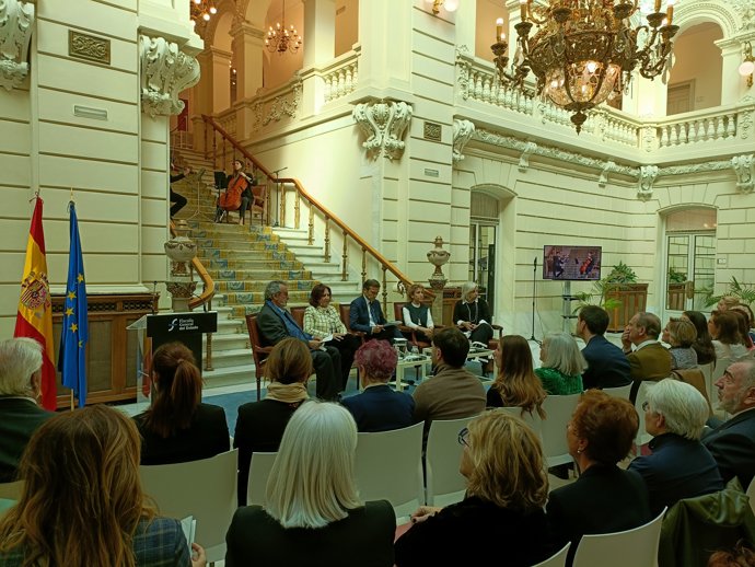 La Fiscal General del Estado, Teresa Peramato; Joaquín Tagar, promotor del Fondo de Becas Soledad Cazorla; Elena Valenciano, Presidenta Fundación Mujeres y Aina Calvo, Secretaria de Estado de Seguridad, en un acto por los 10 años del Fondo de Becas Soleda