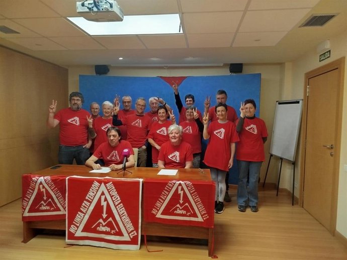 Imagen de la rueda de prensa de la plataforma 'No Línea de Alta Tensión'