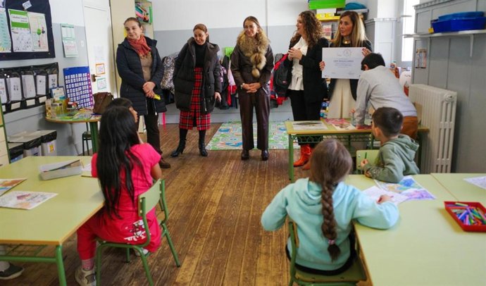 Más de 2.000 alumnos de 18 colegios de Santander trabajan con la campaña 'Futuro es igualdad'