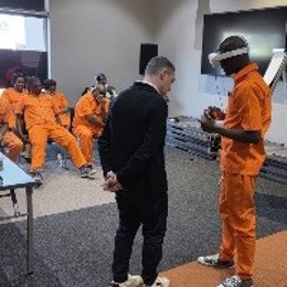 Taller de realidad virtual con internos de Namibia