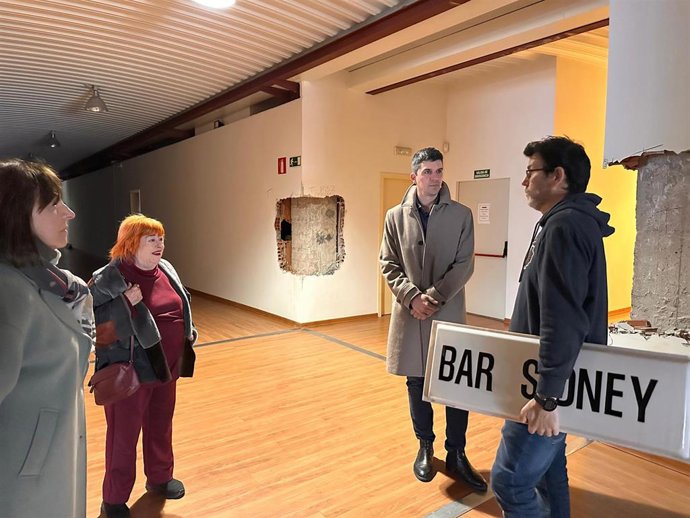 El PSOE propone crear en Santander un archivo y espacio expositivo del patrimonio gráfico del comercio a partir del fondo recuperado por Santatipo