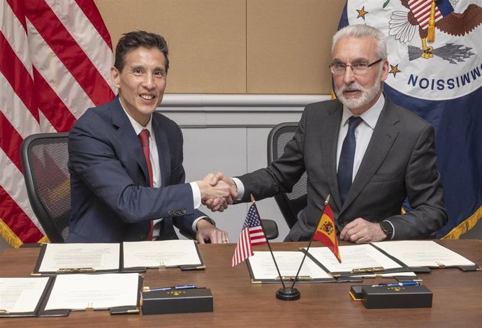 El CSN y el regulador nuclear de EEUU firman un Memorando de Entendimiento que "consolida" la cooperación bilateral.