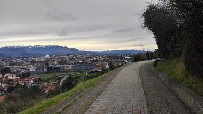 Archivo - Pista finlandesa en la falda del Naranco, en Oviedo