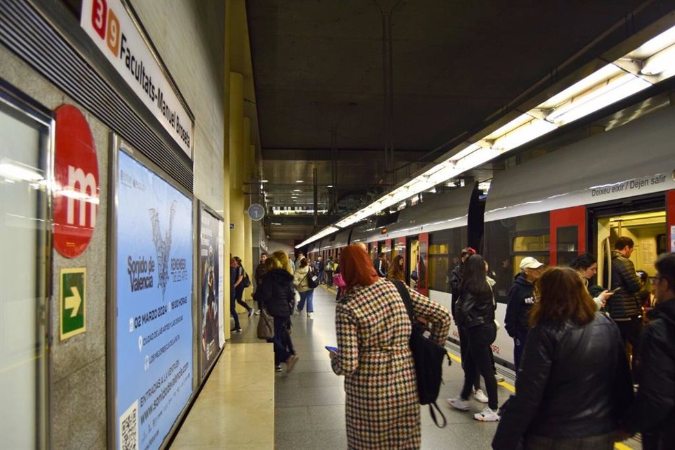 Viajeros de Metrovalencia