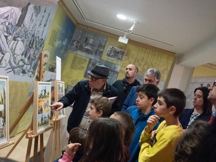 El consejero de Cultura, Turismo, Deporte y Juventud, José Luis Pérez Pastor, inaugura la exposición ‘Sagasta’