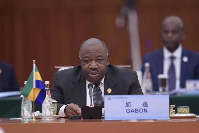 Archivo - BEIJING, Sept. 4, 2018  Gabonese President Ali Bongo Ondimba attends a round table of the 2018 Beijing Summit of the Forum on China-Africa Cooperation (FOCAC) in Beijing, capital of China, Sept. 4, 2018.  mcg)