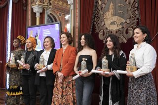 Bilboko Udalak hiriko gizarte, ekonomia eta kultura bizitzan egindako ekarpena aitortu die sei emakume migratzaileri