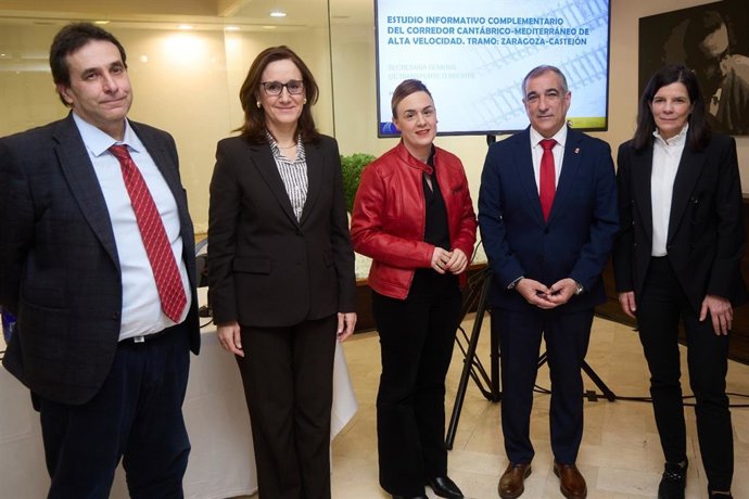 Imagen del acto de presentación del estudio informativo que propone la implantación de la estación de alta velocidad de viajeros en la ubicación de la actual estación de Tudela