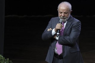 Luiz Inácio Lula da Silva, presidente de Brasil.