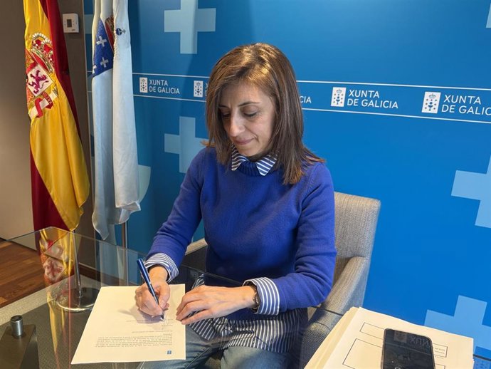 La conselleira de Medio Ambiente, Ángeles Vázquez, remite una carta a la ministra para la Transición Ecológica sobre el reglamento de Costas