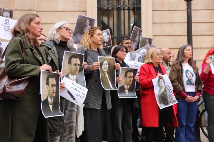 Manifestacion por la derrogación de la ley de memoria democrática.