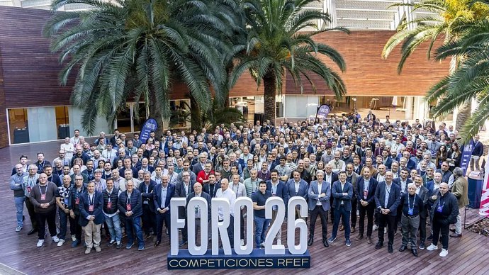 El fútbol español acuerda reformas para sus competiciones oficiales en el Foro 26 de Zaragoza