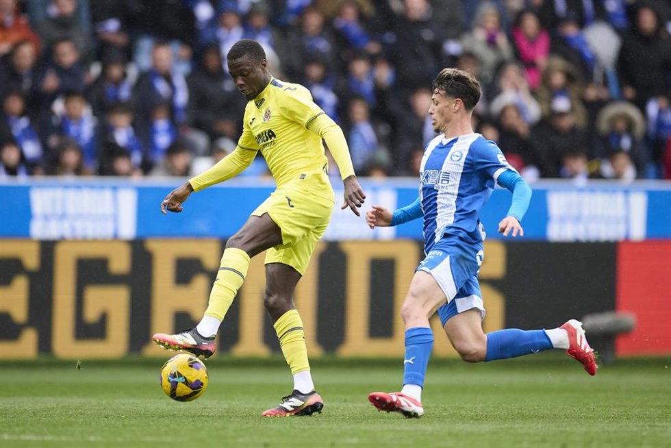Archivo - Nicolas Pépé, en un partido con el Villarreal CF.
