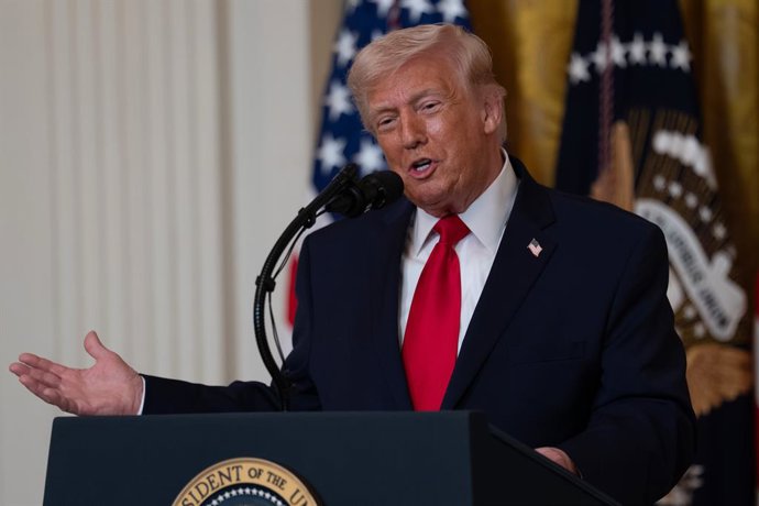 12 de março de 2026, Washington, D.C., Estados Unidos: O presidente DONALD TRUMP e a primeira-dama MELANIA TRUMP organizaram uma cerimônia em comemoração ao Mês da História da Mulher na Casa Branca em 12 de março de 2026.