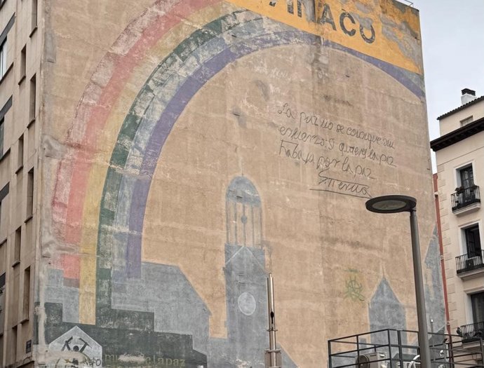 El Mural de la Paz de Tierno Galván