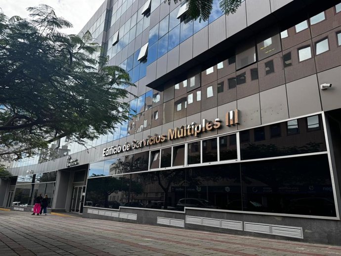 Unas 9.215 personas opositan este sábado al cuerpo auxiliar de la administración autonómica en las islas 