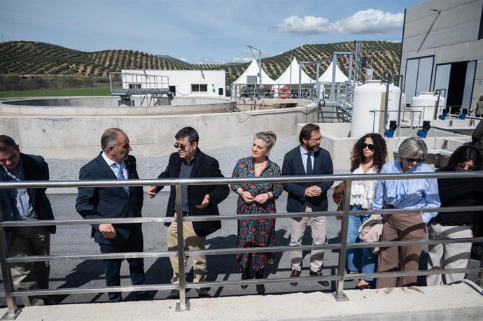Inauguración de la nueva Estación Depuradora de Aguas Residuales (EDAR) de Deifontes (Granada).