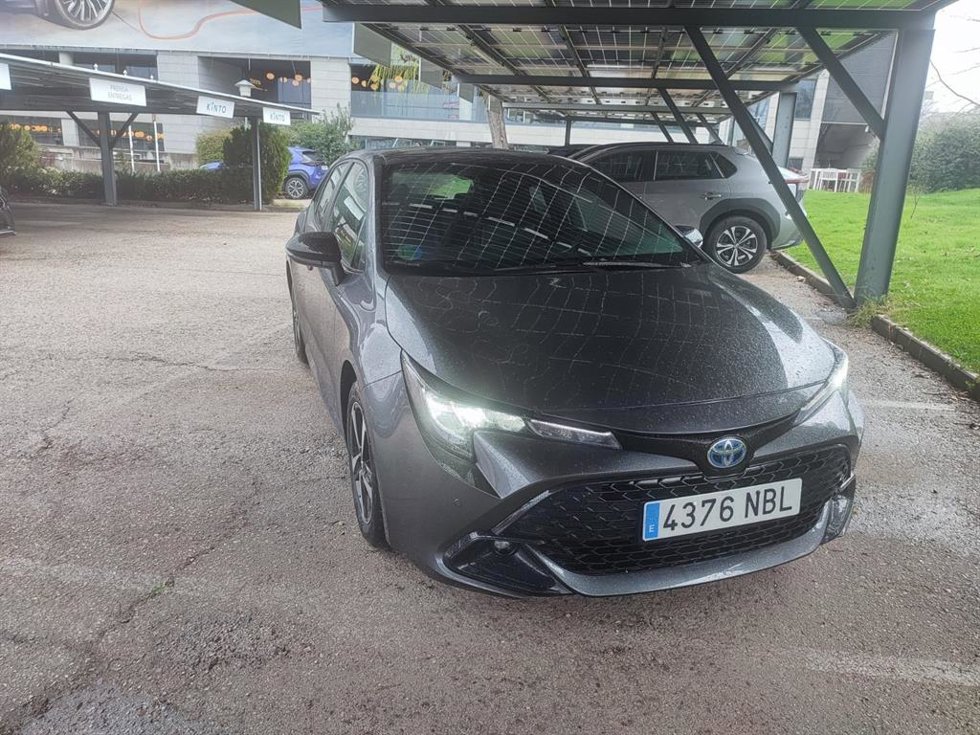 Toyota Corolla 5 puertas, un modelo cautivador por su consumo, etiqueta 'ECO' y desde 26.750 euros