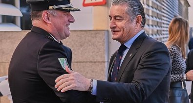 Es Andalucía - Sevilla